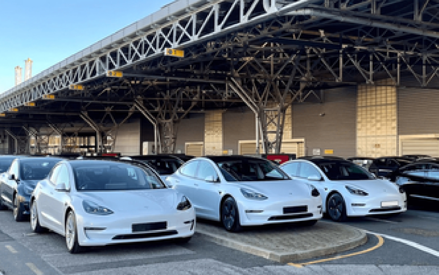 Breathe—Private-Hire-Vehicle-EV-Fleet Breathe---Private-Hire-Vehicle-EV-Fleet